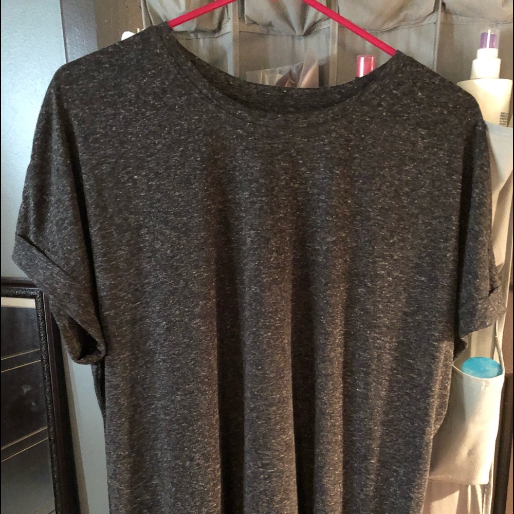 Basic tee